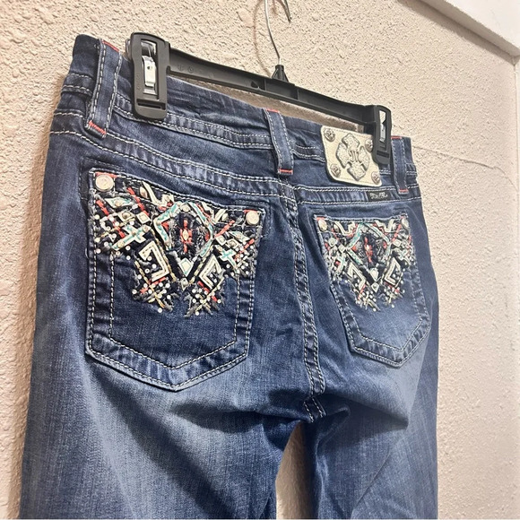Miss Me Mid-Rise Easy Crop Aztec Detail Jeans 28 - Picture 6 of 9